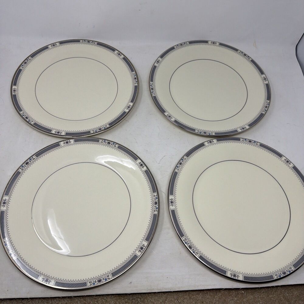 Royal Doulton "Melissa" Set of 4 Dinner Plates Retired 1982 Romance Collection